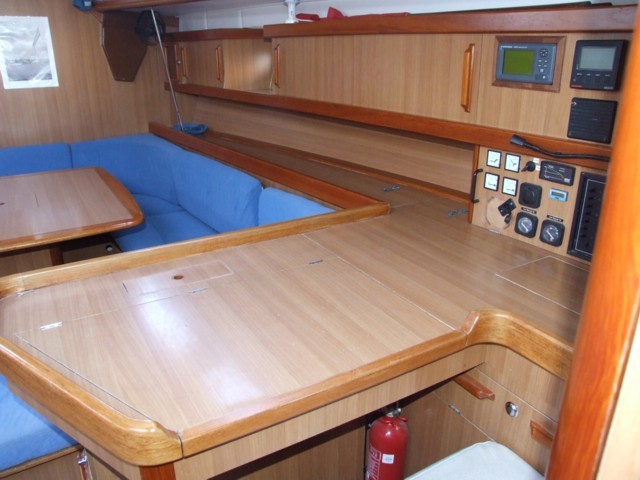 Dufour 48 teck - 20.jpg